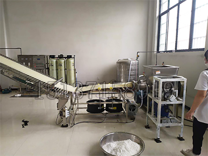 全自動米線機生產現場