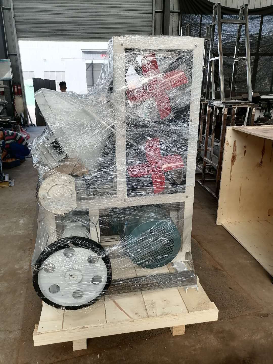 多功能米線機發往泰國